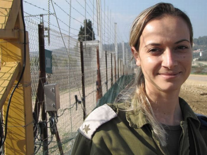 army girls of israeli defense forces