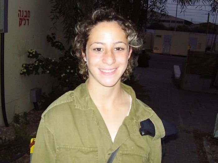 army girls of israeli defense forces