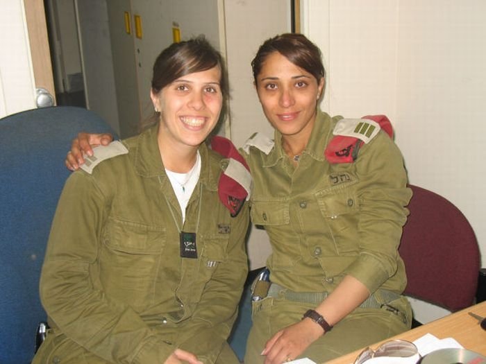 army girls of israeli defense forces