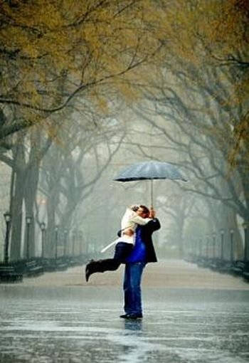 proposal of marriage in the rain