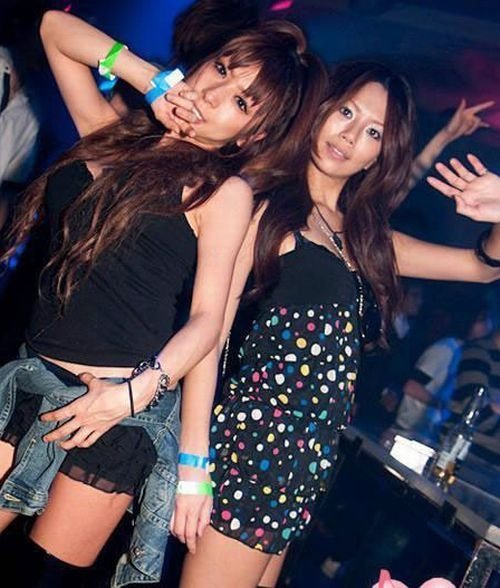 Nightclub girls, China