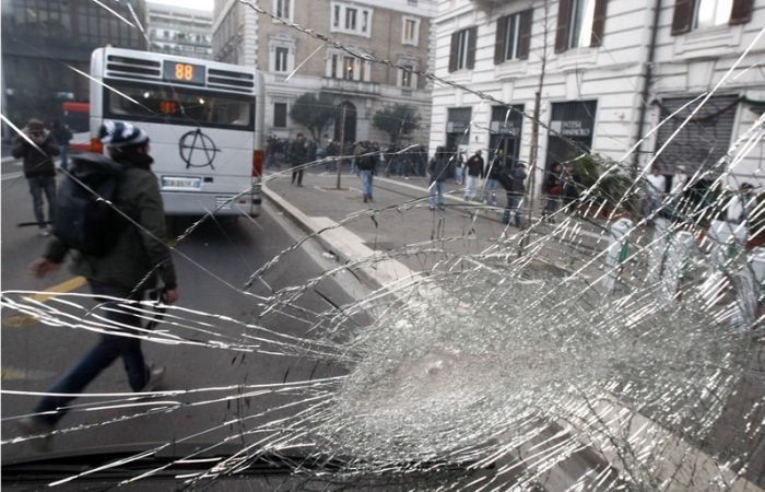 Protesters clashes against Silvio Berlusconi, Rome, Italy