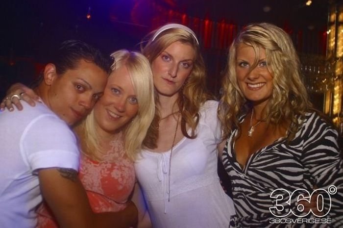 Nightclub girls, Sweden