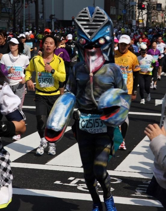 Costumes at the 2011 Tokyo Marathon, Japan