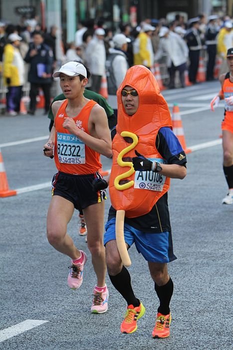 Costumes at the 2011 Tokyo Marathon, Japan