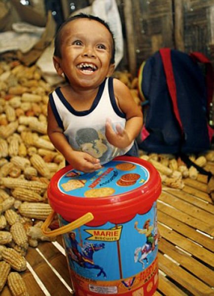 Jun Rey Balawing, world's smallest man, Philippines