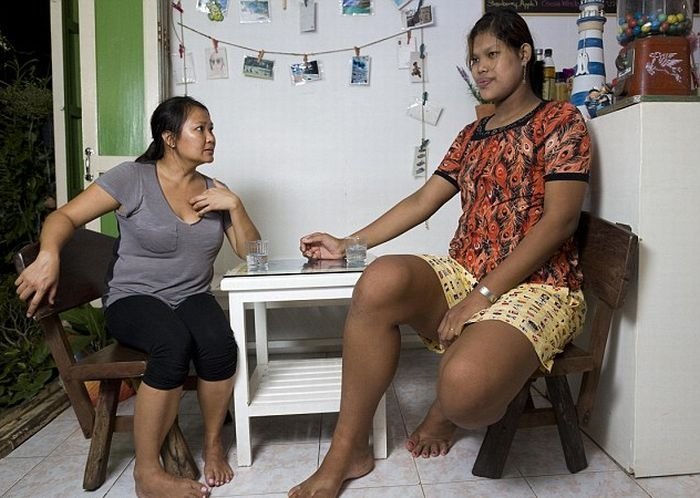 Malee Duangdee, world's tallest teen girl