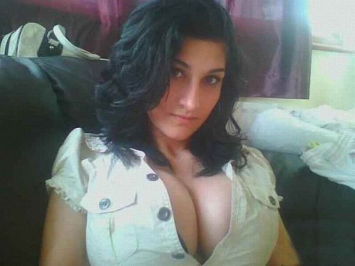 breasts cleavage girl