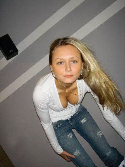breasts cleavage girl