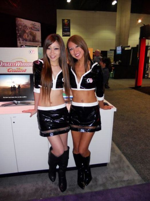 Electronic Entertainment Expo (E3) 2011 trade show girls