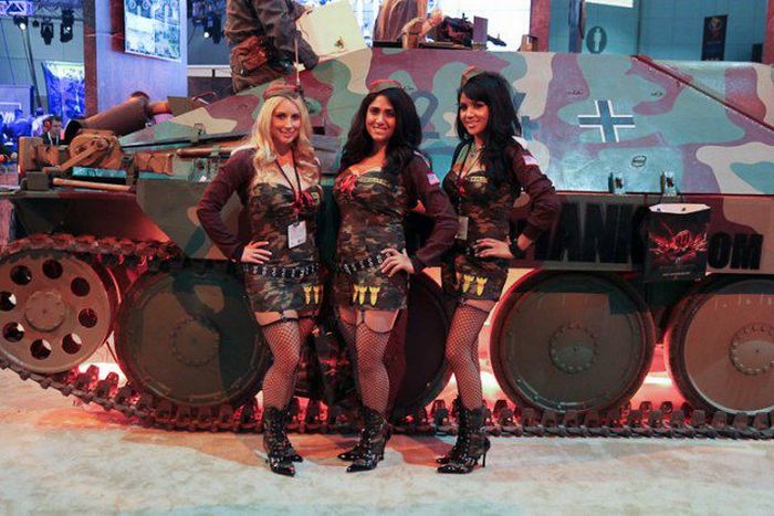 Electronic Entertainment Expo (E3) 2011 trade show girls