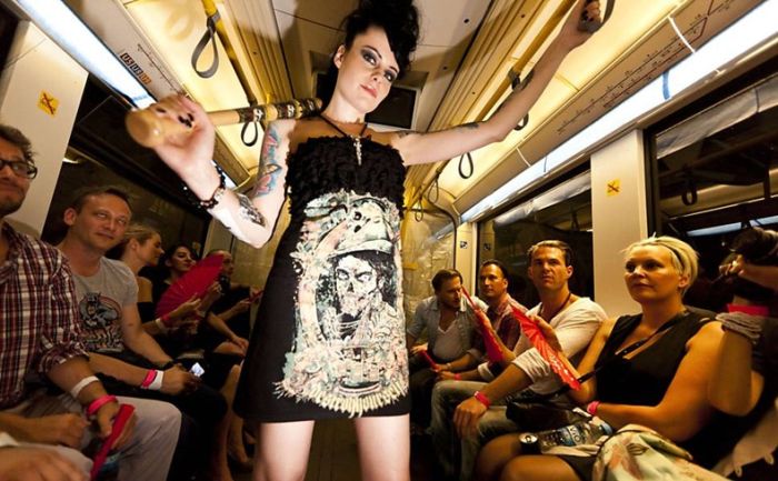 Chevrolet Underground Catwalk 2011, Berlin Fashin Show on Subway Train