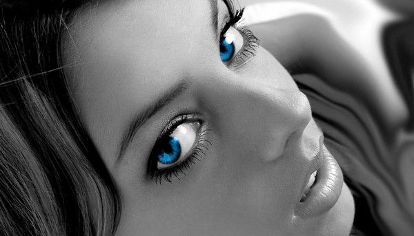 girl with blue eyes