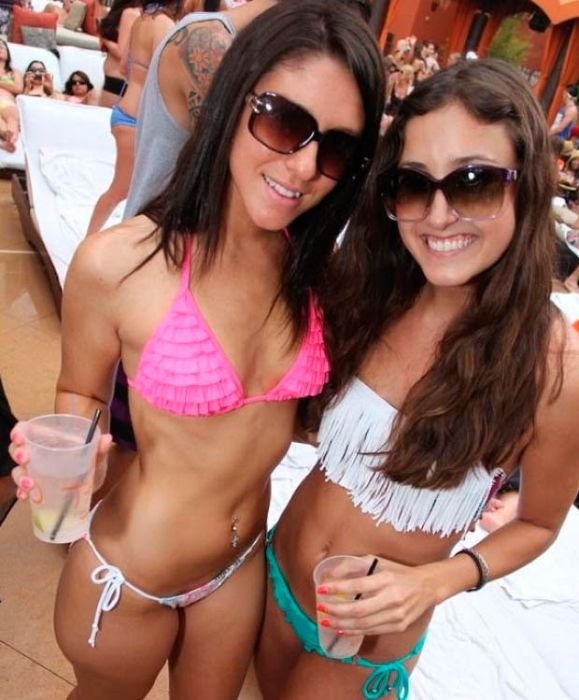 breasts cleavage girl