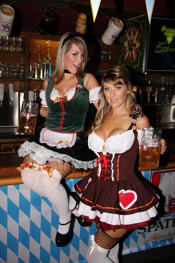 Oktoberfest 2011 girls, Munich, Germany