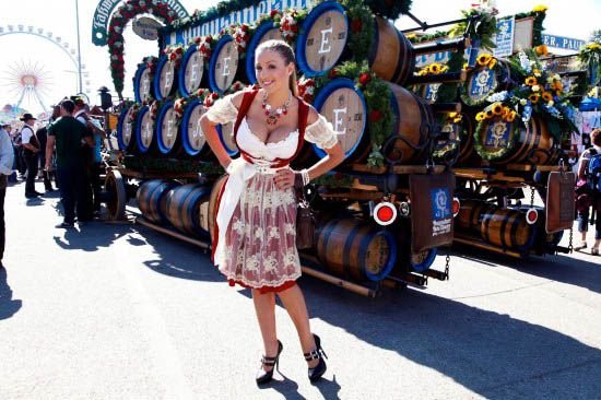 Oktoberfest 2011 girls, Munich, Germany