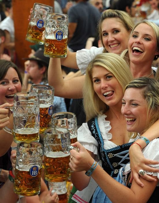 Oktoberfest 2011 girls, Munich, Germany