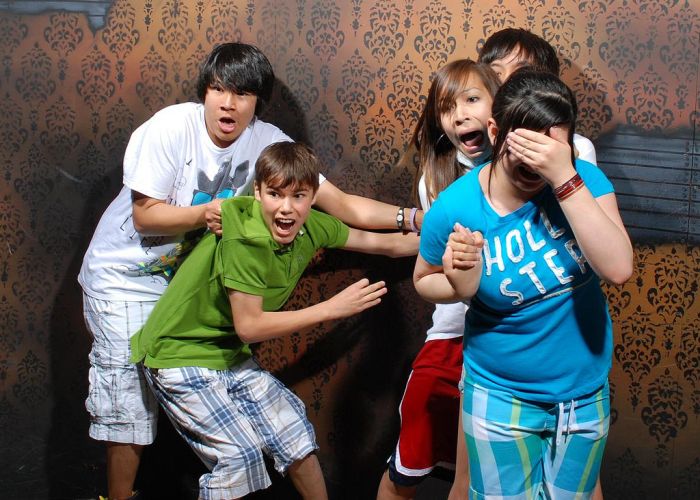 Nightmares Fear Factory visitors, Niagara Falls, Canada