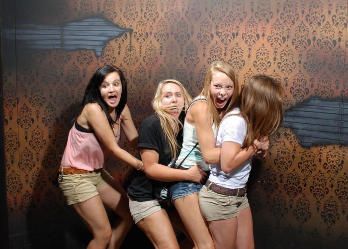 Nightmares Fear Factory visitors, Niagara Falls, Canada