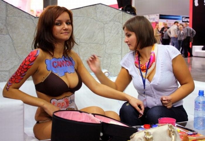 Igromir 2011 girls