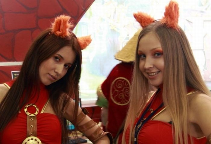 Igromir 2011 girls