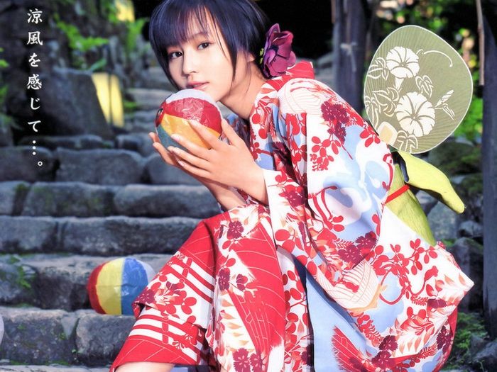 japanese girl in kimono