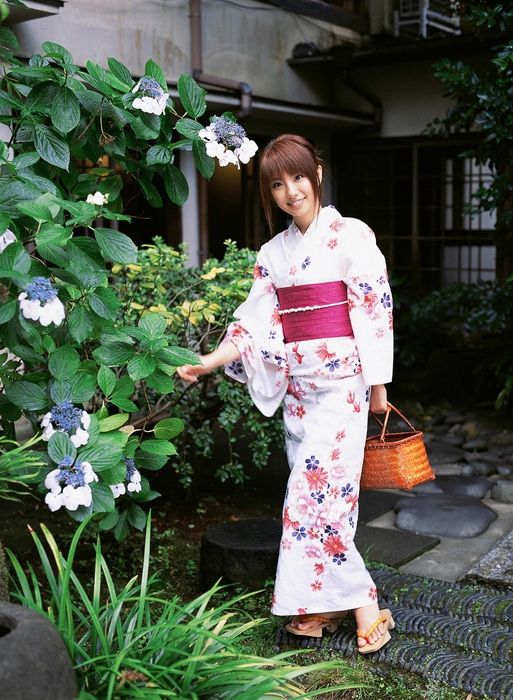 japanese girl in kimono