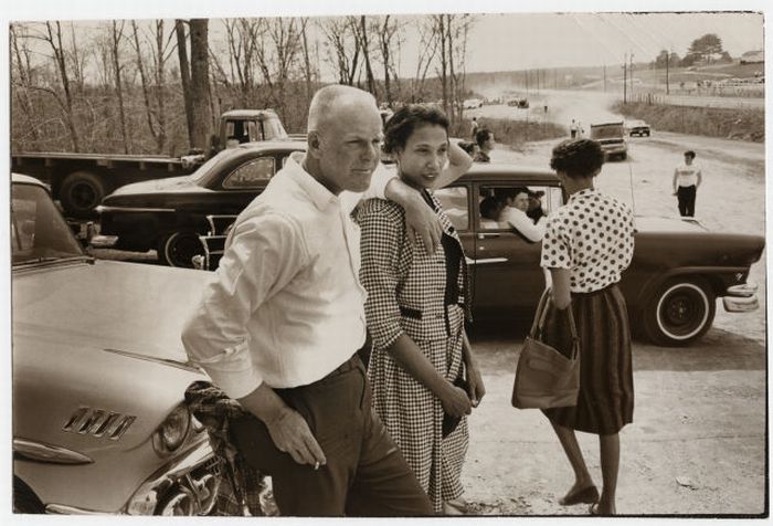 History: Mildred Delores Jeter & Richard Perry Lovings, Interracial married couple banned, 1969, Virginia, United States