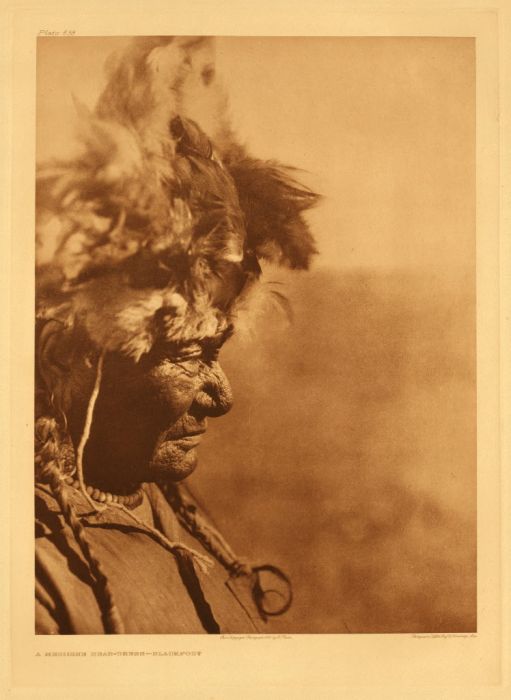 Native American people photography by Edward Sheriff Curtis