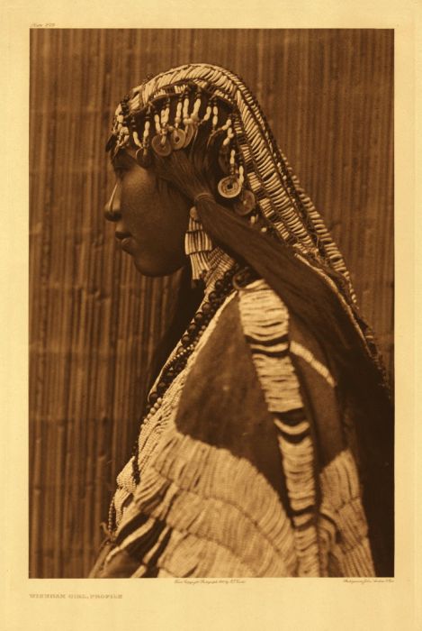 Native American people photography by Edward Sheriff Curtis