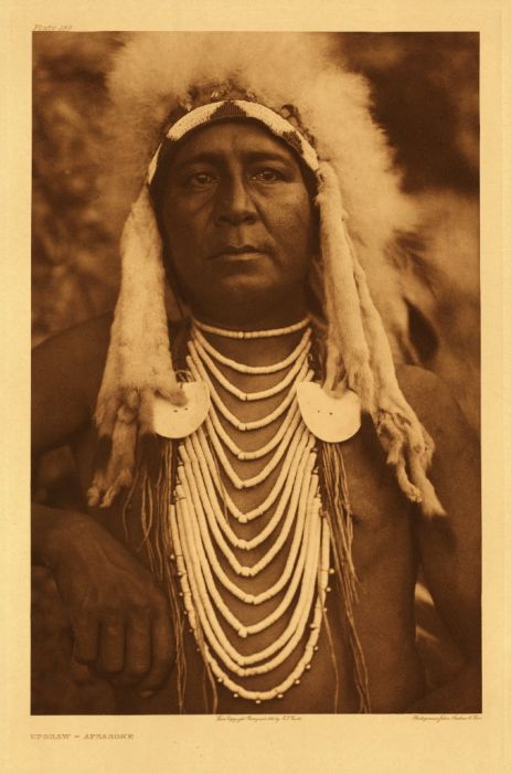 Native American people photography by Edward Sheriff Curtis