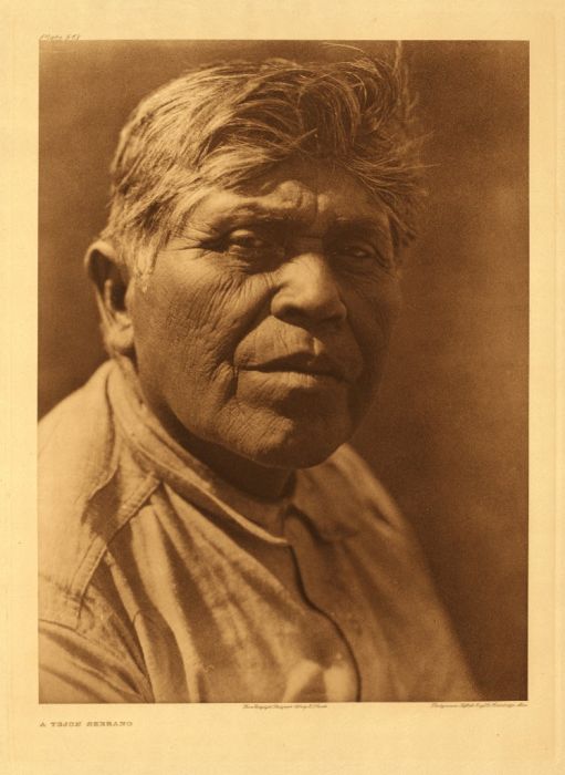 Native American people photography by Edward Sheriff Curtis