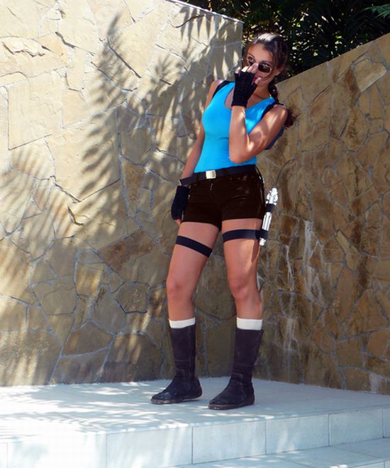 lara croft girl