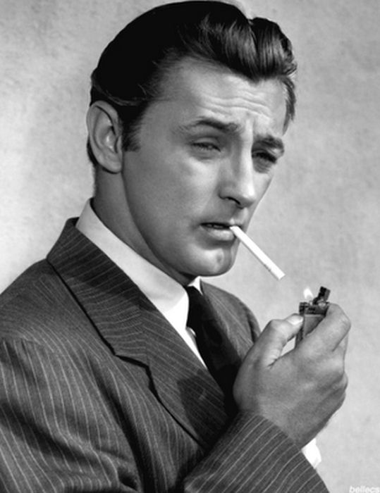 famous people smoking