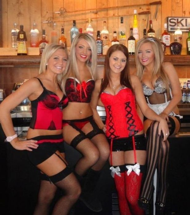 Twin Peaks restaurant girls, Addison, Dallas County, Texas, United States