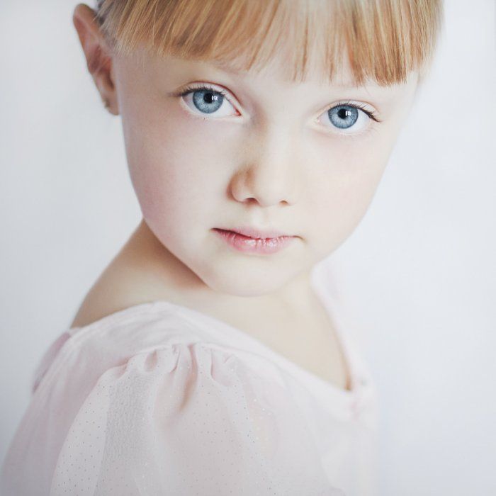 Child portraiture by Magdalena Berny