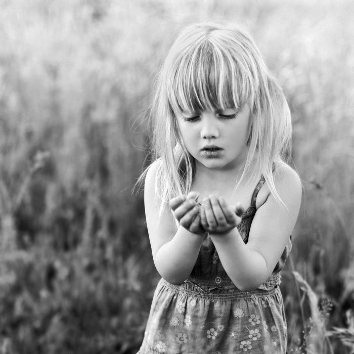 Child portraiture by Magdalena Berny