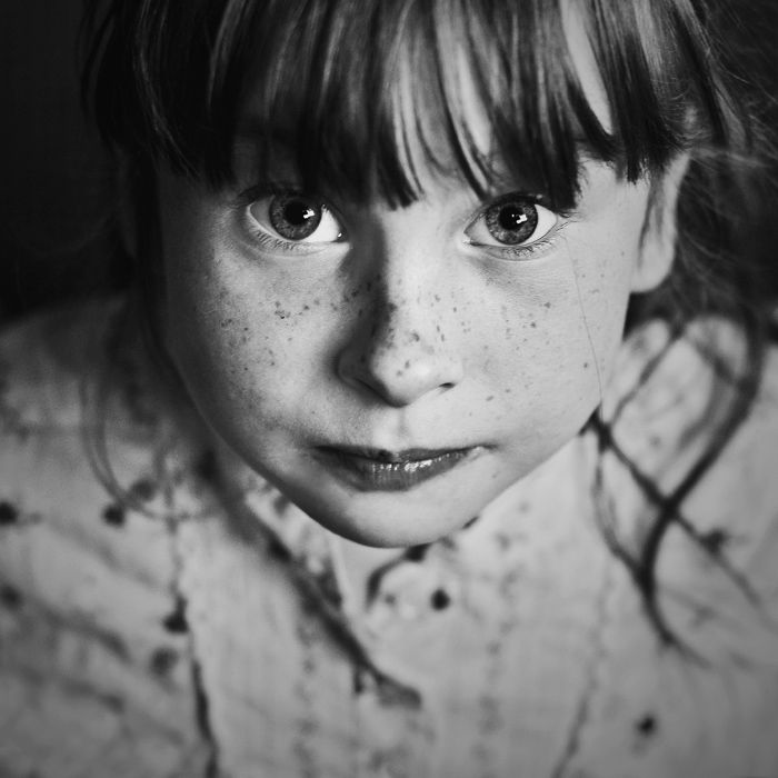 Child portraiture by Magdalena Berny