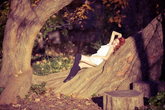 Glamour girl photography by Matthieu Sonnet