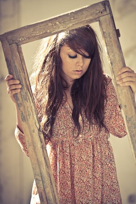 Glamour girl photography by Matthieu Sonnet