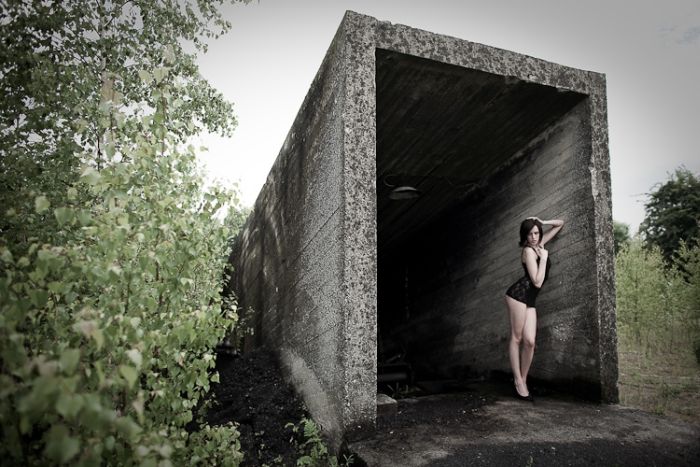 Glamour girl photography by Matthieu Sonnet