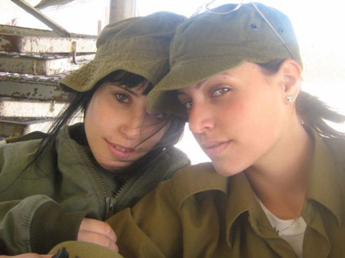 army girls of israeli defense forces