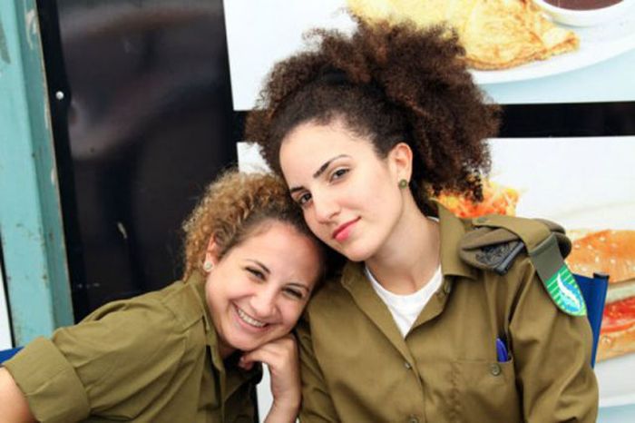 army girls of israeli defense forces