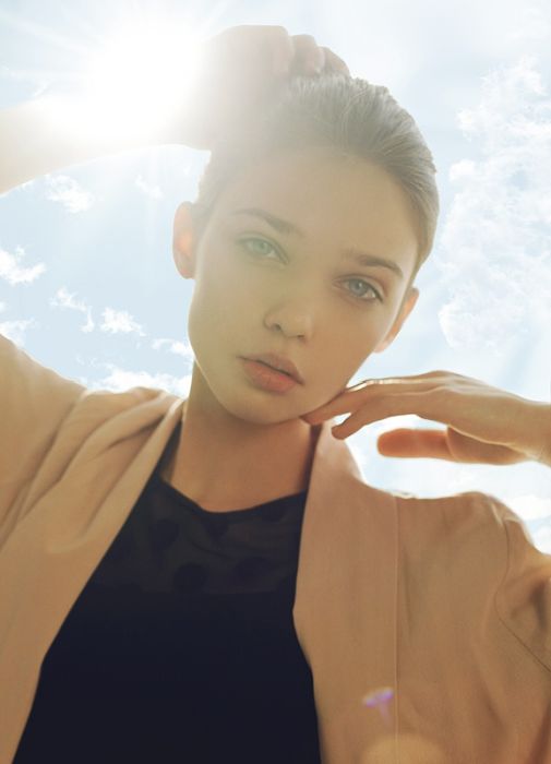 glamour girl with an alluring beauty