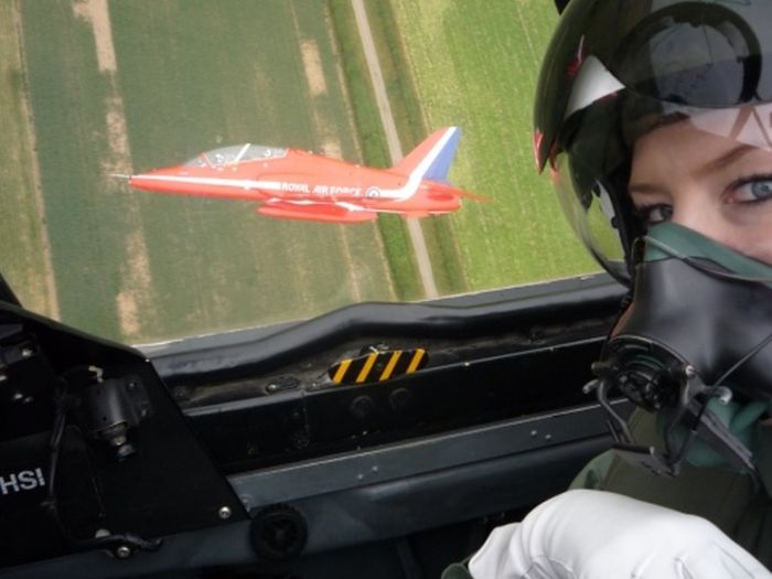 aircraft girl