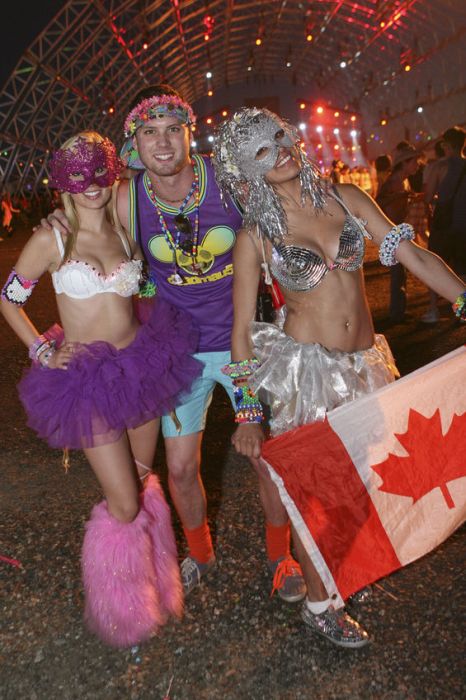 Girls from Electric Daisy Carnival 2012, Las Vegas, United States