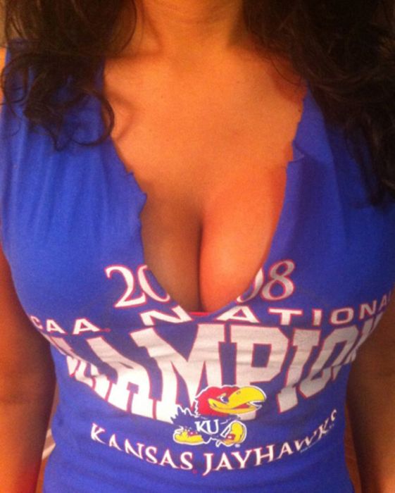 breasts cleavage girl