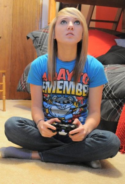 girl playing video games