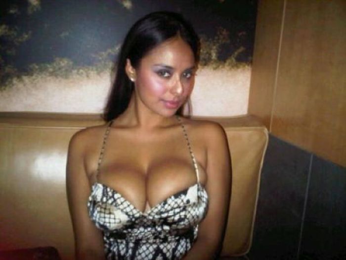 breasts cleavage girl