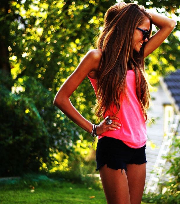 glamour girl with an alluring beauty